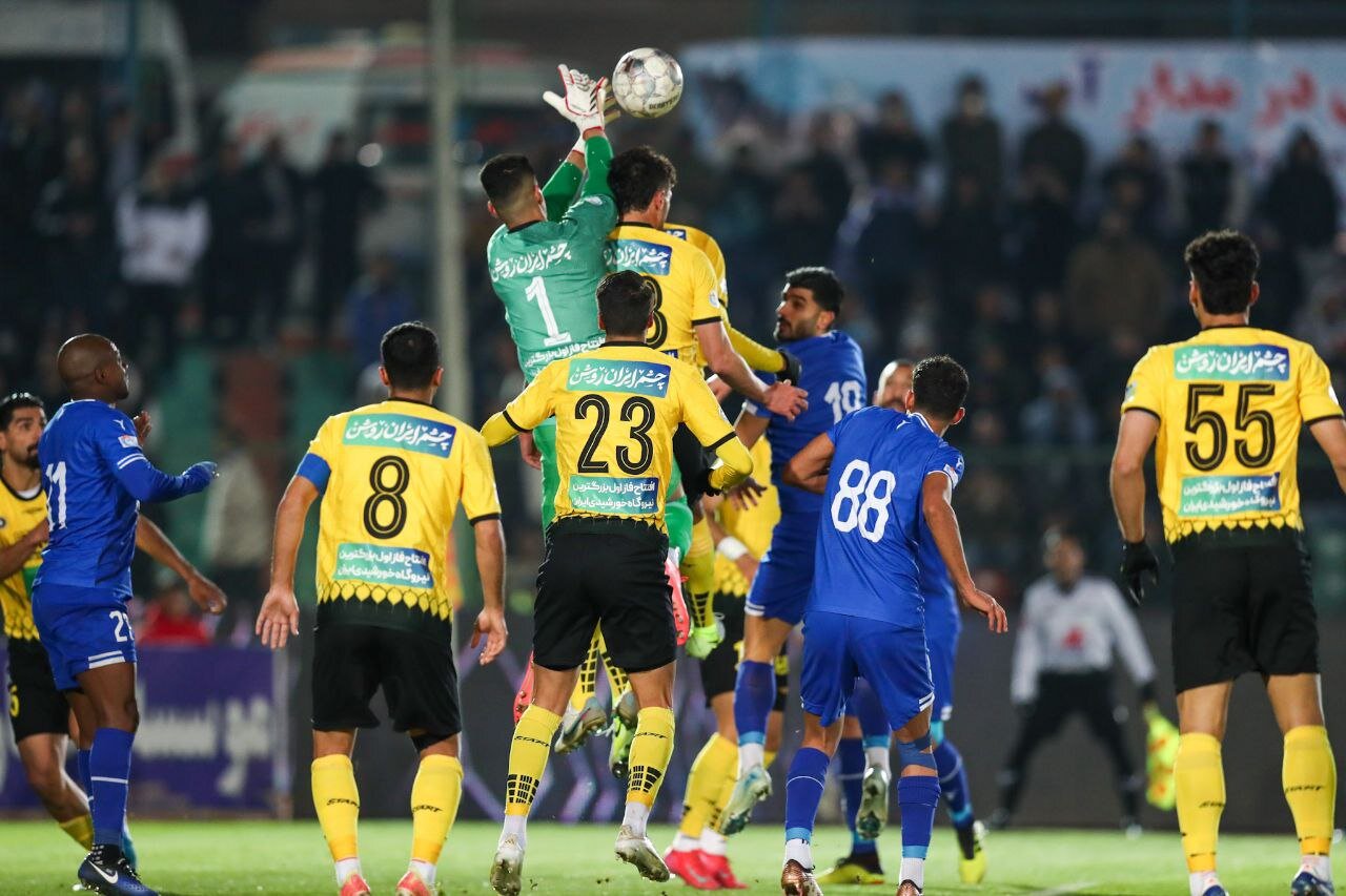 استقلال و سپاهان در صدر هزینهکرد لیگ برتری طی ۲ فصل گذشته استقلال و سپاهان در صدر هزینهکرد لیگ برتری طی ۲ فصل گذشته