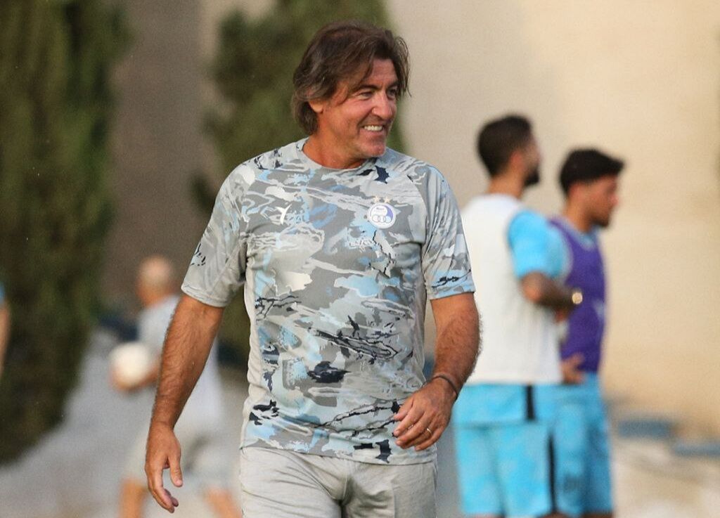 ساپینتو ابزار تهاجمی ندارد/ مدیران استقلال پول بیت المال را هدر دادند