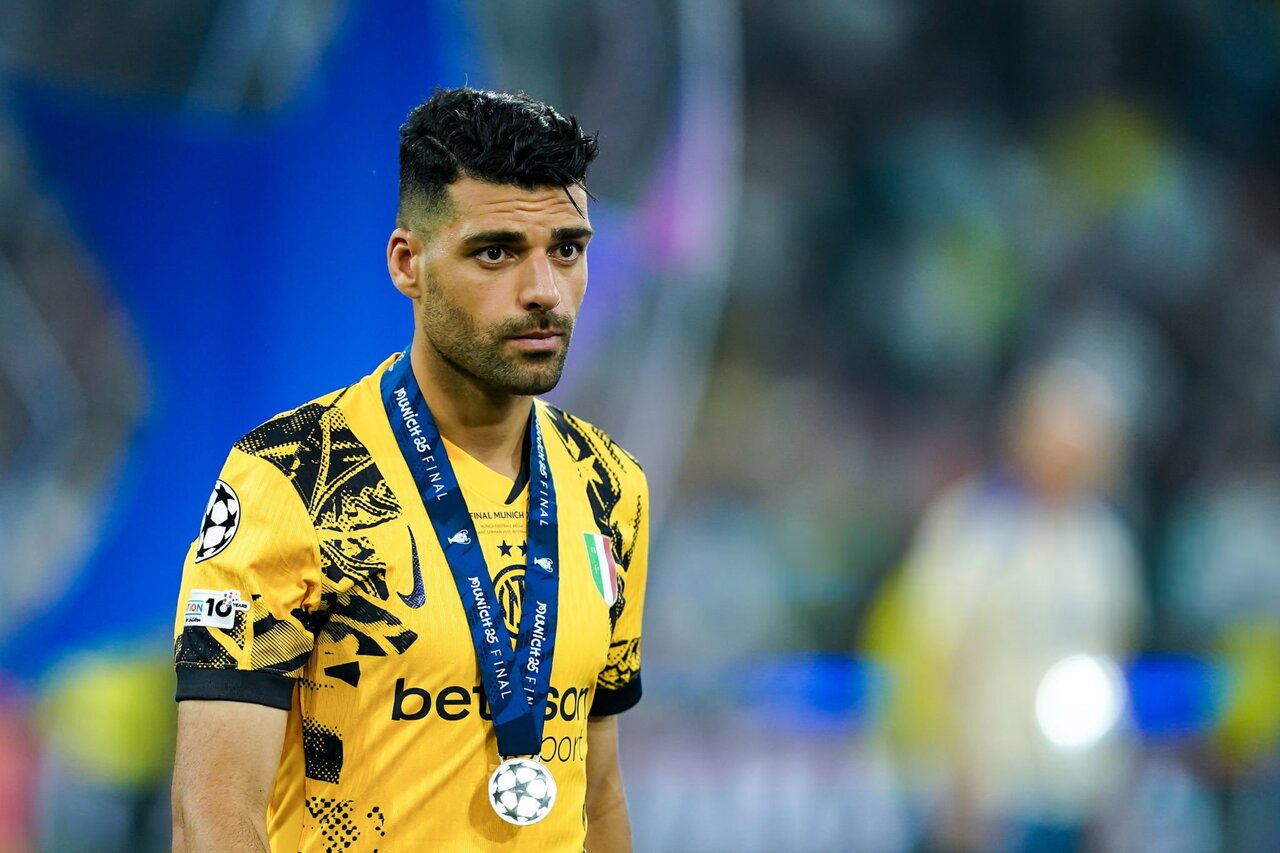 سفر زمینی طارمی به بوشهر؛ اینتر در جریان وضعیت مهدی قرار گرفت