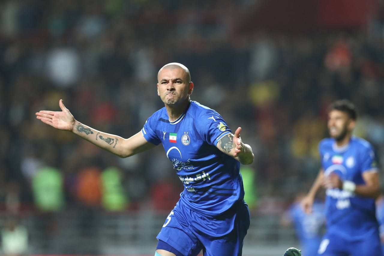 تسویهحساب کامل استقلال با ۲ بازیکن خارجی خود؛ برنامهای برای تمدید قرارداد وجود ندارد تسویهحساب کامل استقلال با ۲ بازیکن خارجی خود؛ برنامهای برای تمدید قرارداد وجود ندارد