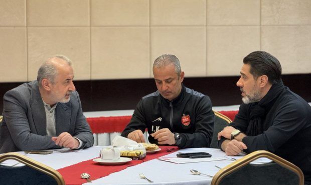 پرسپولیس چطور نقل و انتقالات را تمام می کند؟