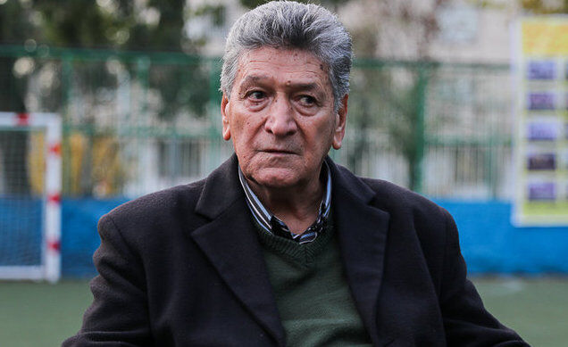 به حرف پزشکان گوش نمی‌دهم و بازی‌های استقلال را تماشا می‌کنم!/ نمی‌شود استقلال را با نظر چند هوادار اداره کرد!