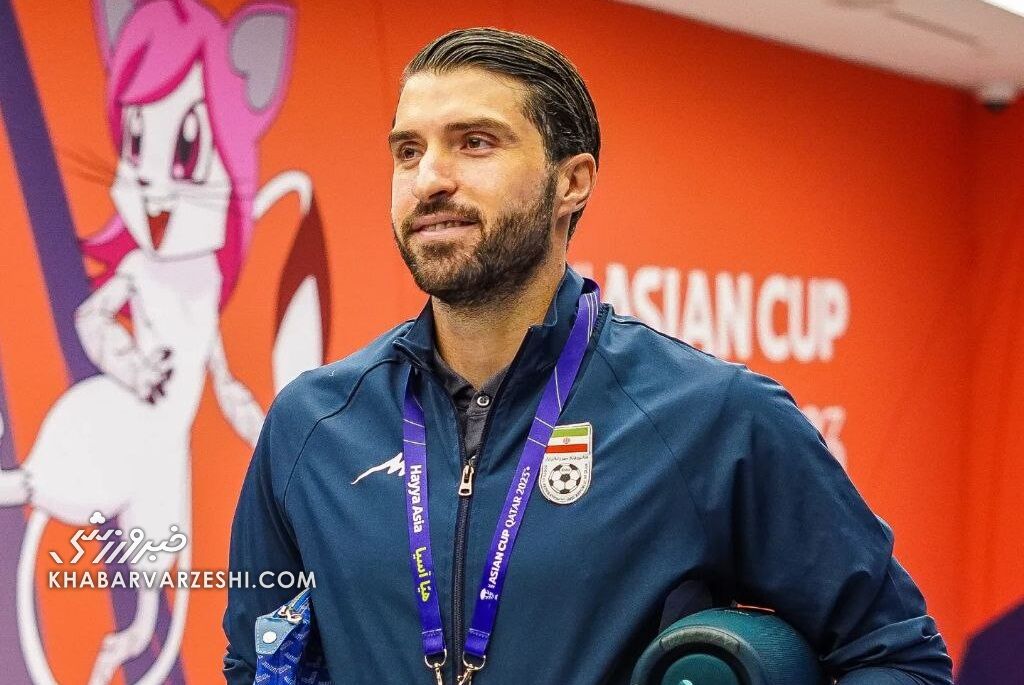 مذاکرات رسمی باشگاه استقلال با کریم انصاری‌فرد