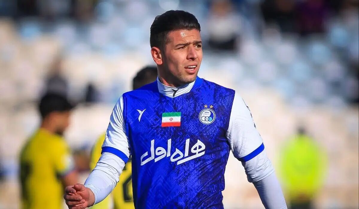 دو بازیکن پشت درهای استقلال؛ یکی درگیر سربازی، دیگری به دنبال رضایت‌نامه