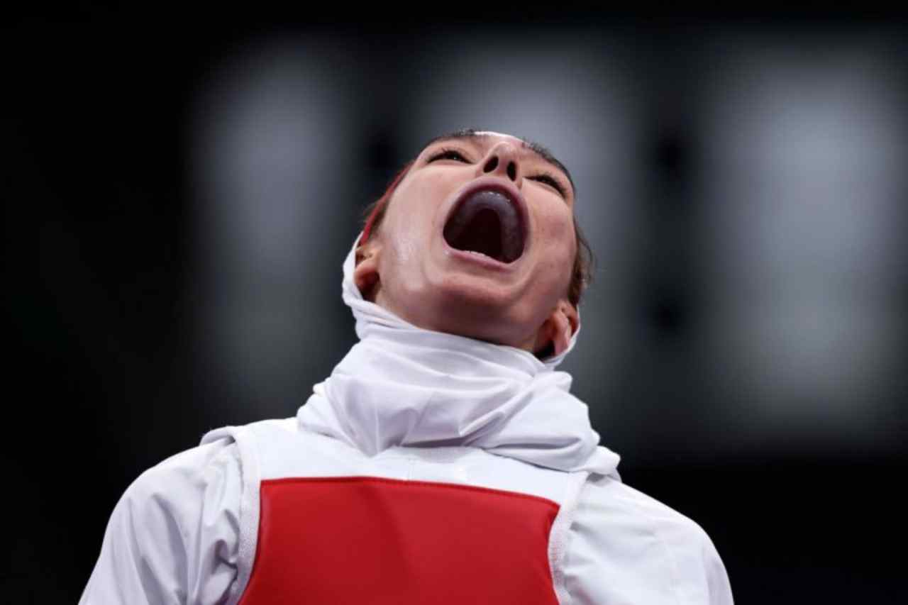 نایب رییس فدراسیون تکواندو: پیرهادی به پشت مبینا نعمت زاده زد و گفت بدو برو پایین!