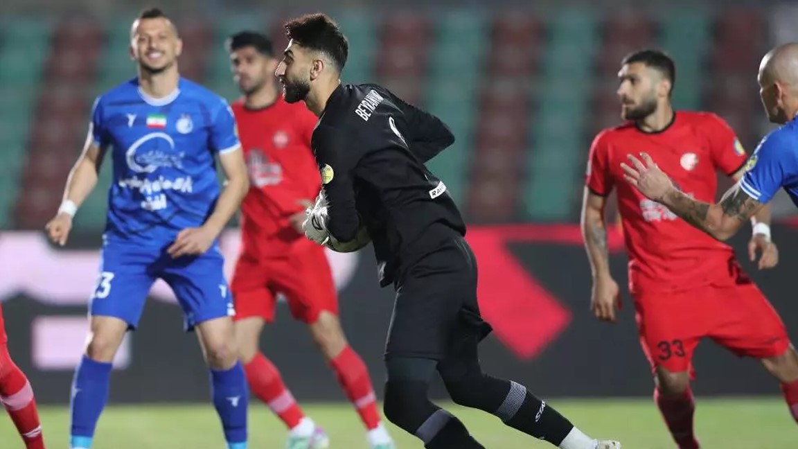 علیرضا بیرانوند از چند بازی تراکتور و تیم ملی محروم است؟