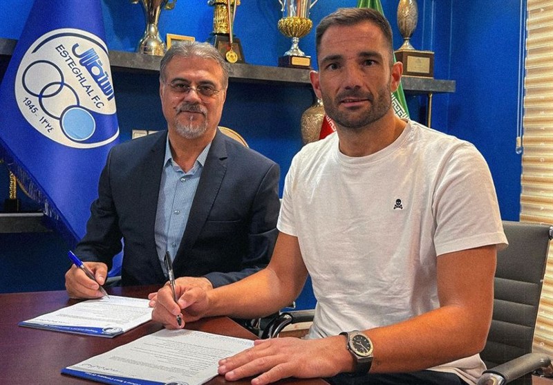 دروازه‌بان سابق رئال مادرید، استقلالی شد