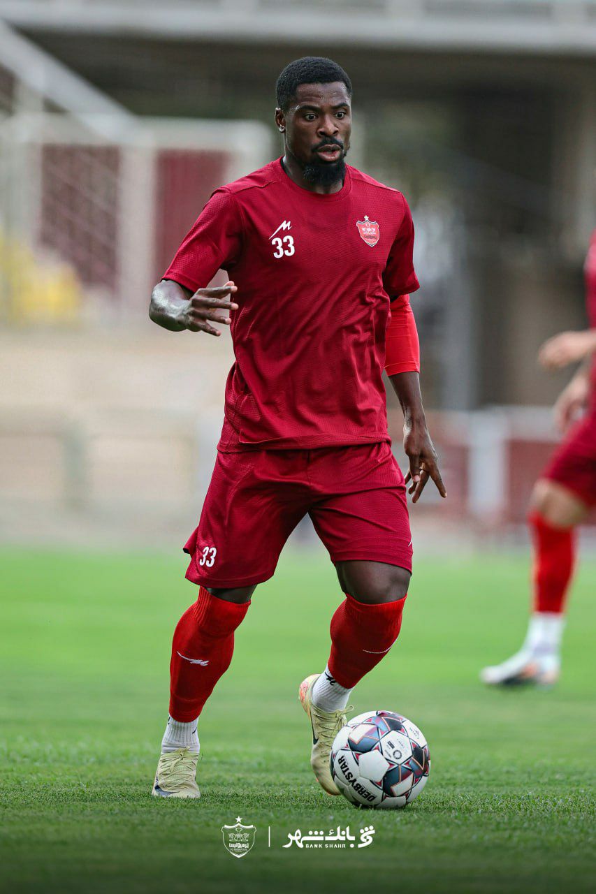 سرژ اوریه مدافع ساحل عاجی پرسپولیس تهران - لیگ برتر ایران