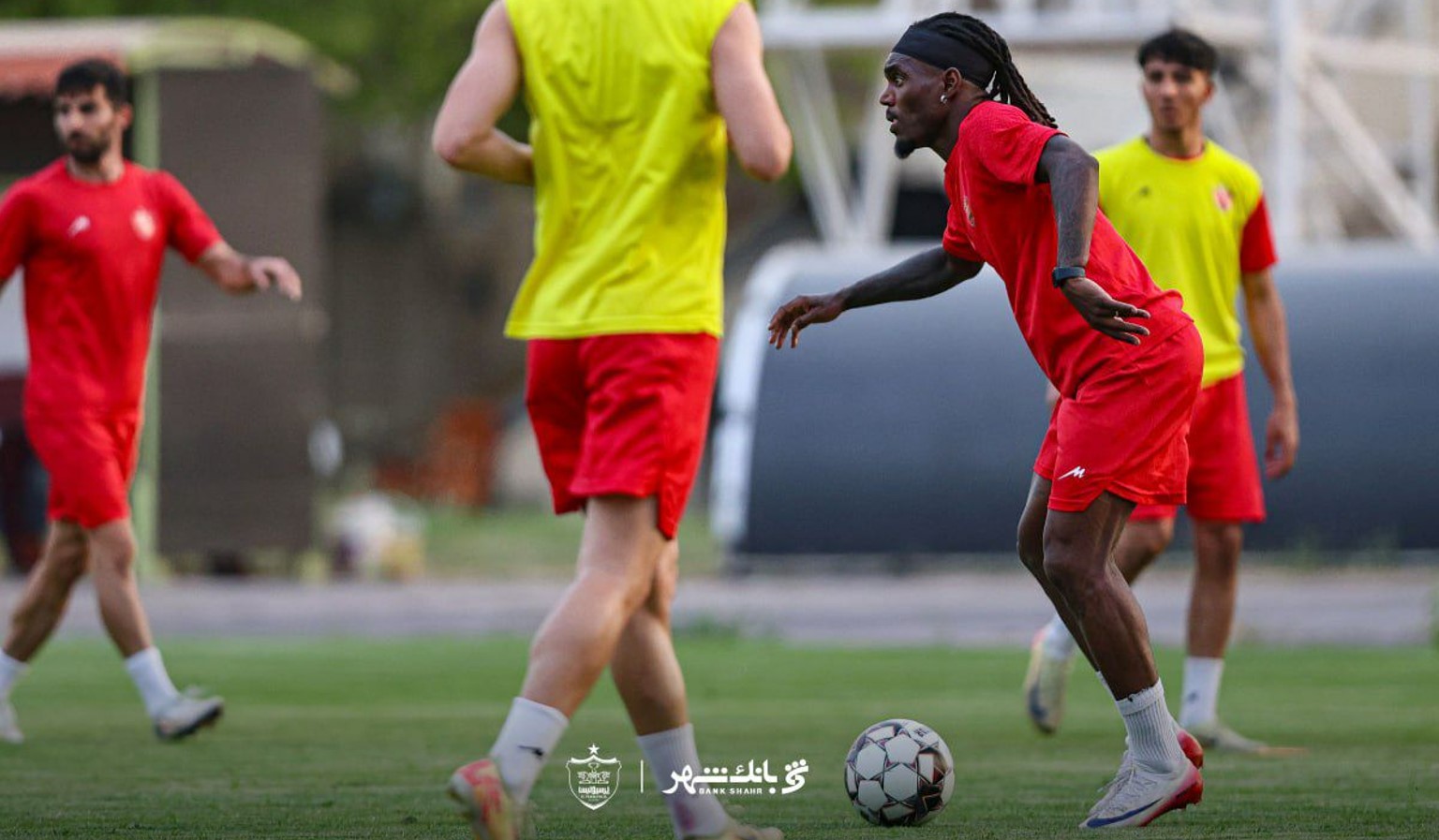 وحید هاشمیان و جریمه بازیکن خارجی پرسپولیس وحید هاشمیان و جریمه بازیکن خارجی پرسپولیس