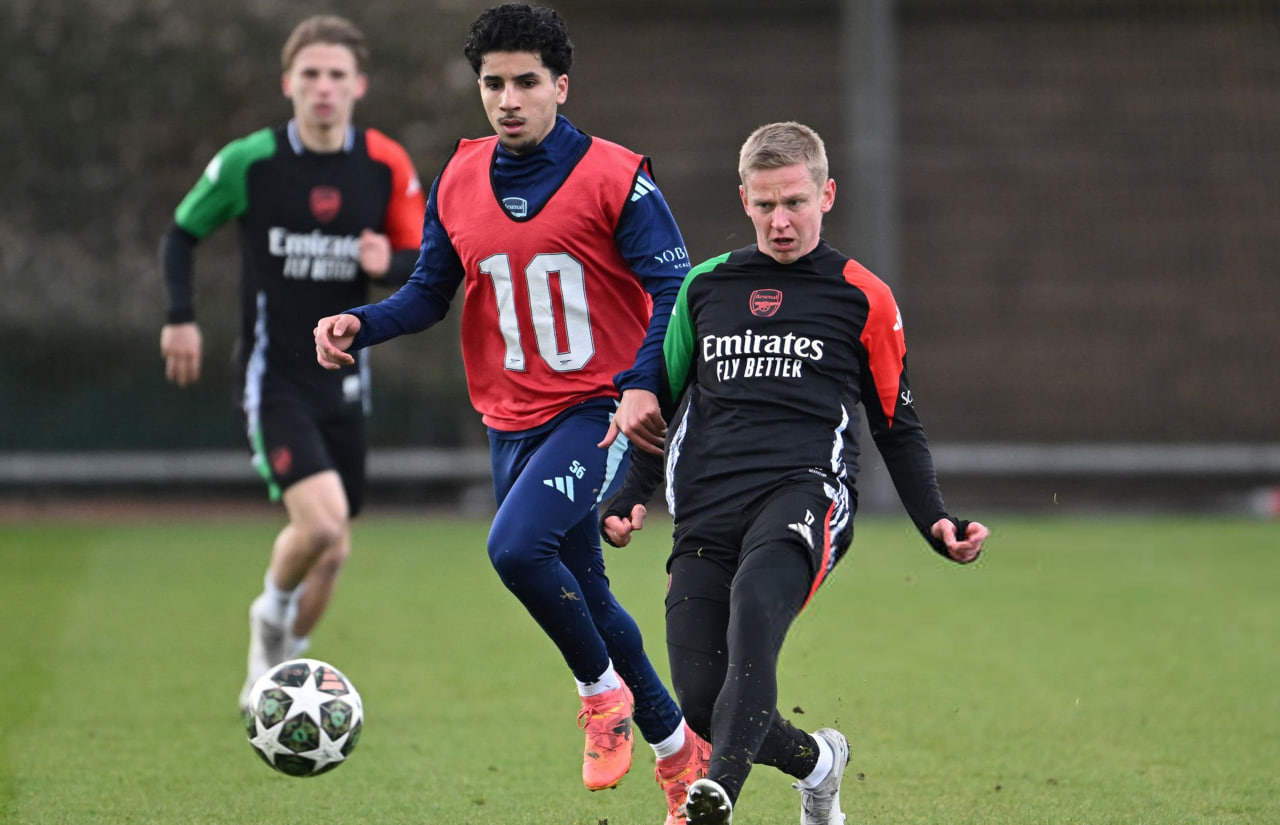 صلاح الدین اولادمهند هافبک آرسنال و تیم ملی هلند - الکساندر زینچنکو هافبک اوکراینی تیم آرسنال انگلیس - لیگ برتر ایران