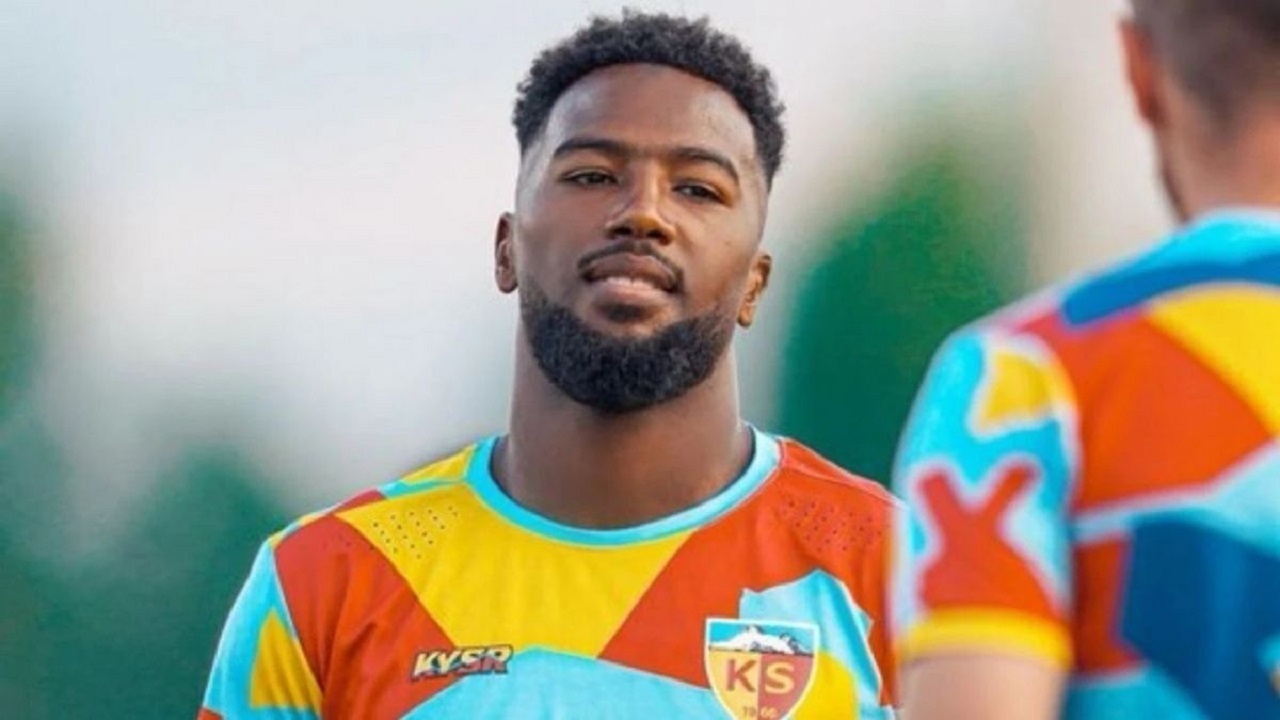 استقلال با خرید جدید خط حمله خود را تقویت کرد