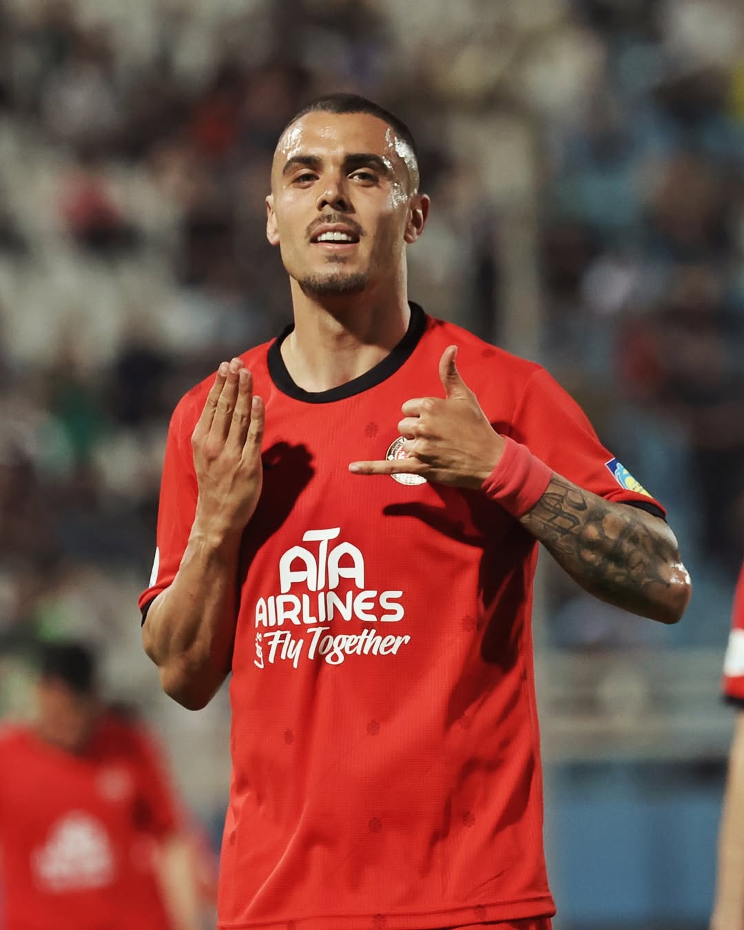 ریکاردو آلوز هافبک تراکتور