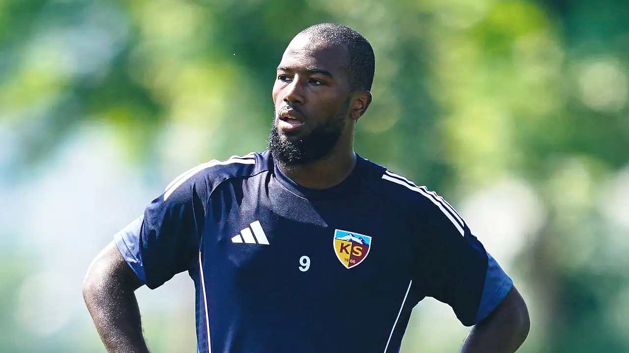 خرید یک میلیون یورویی استقلال از لیگ ترکیه