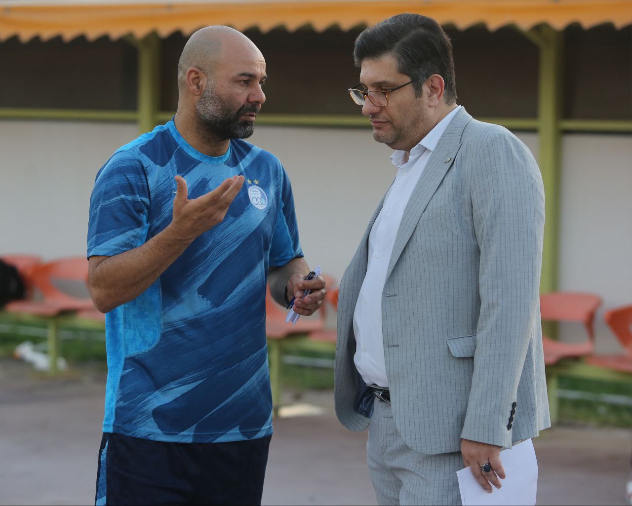 استقلال بیش از حد تحت تأثیر فضای مجازی قرار دارد؛ فلاحت زاده: سمیعی توضیح دهد که چگونه وارد چرخه مدیریت استقلال شدند