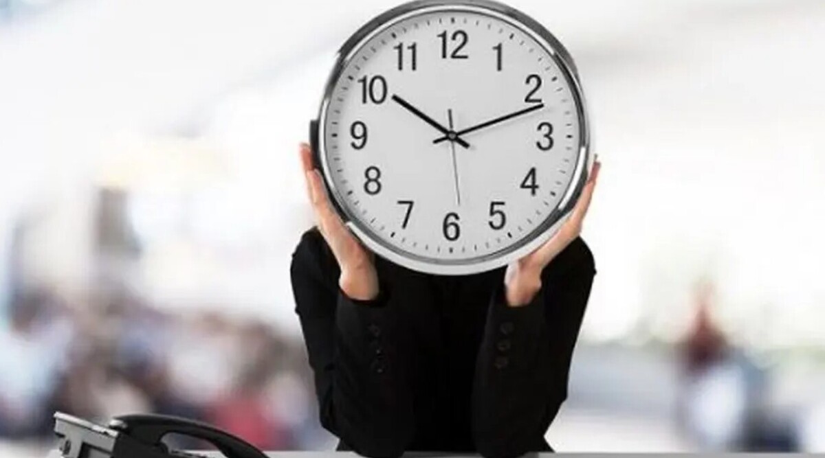 فوری / ساعت کاری ادارات فردا سه‌شنبه ۲۱ مرداد ۱۴۰۴ تغییر کرد