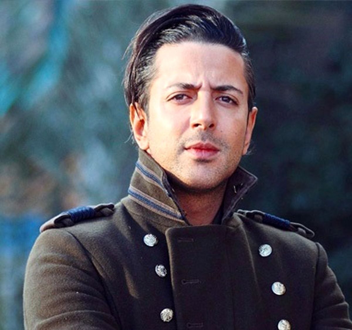 خواننده خارجنشین در ایران مجوز گرفت خواننده خارجنشین در ایران مجوز گرفت