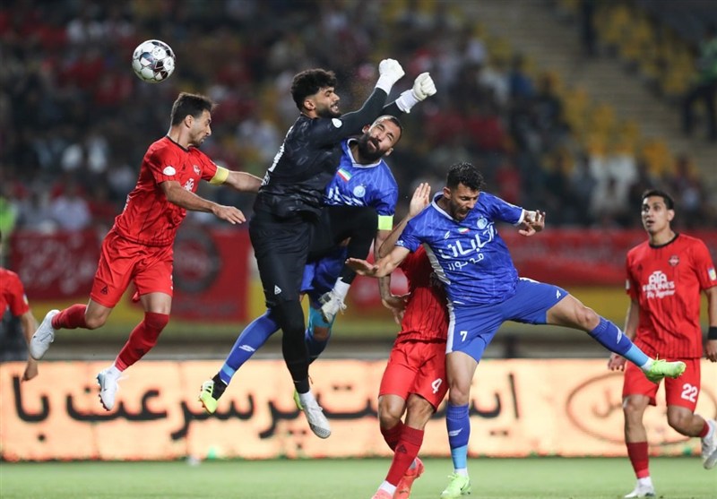 محرومیت تراکتور از دیدار خانگی لغو شد/ دیدار با استقلال در تبریز و بدون حضور تماشاگر