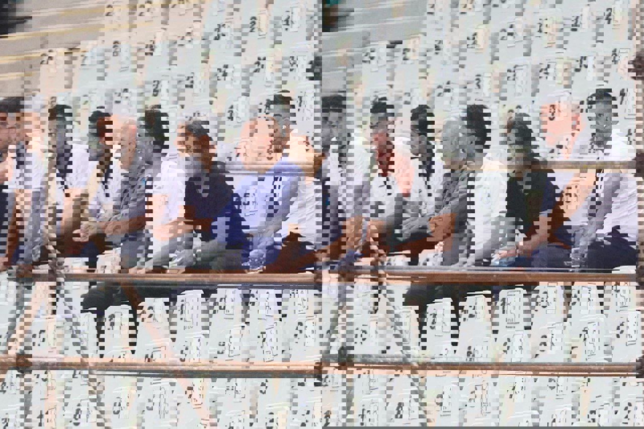 تکرار تاریخ برای ساپینتو: شکست در گام اول تکرار تاریخ برای ساپینتو: شکست در گام اول