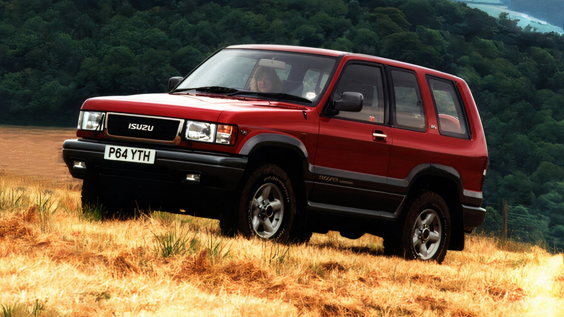 7-isuzutrooper-front