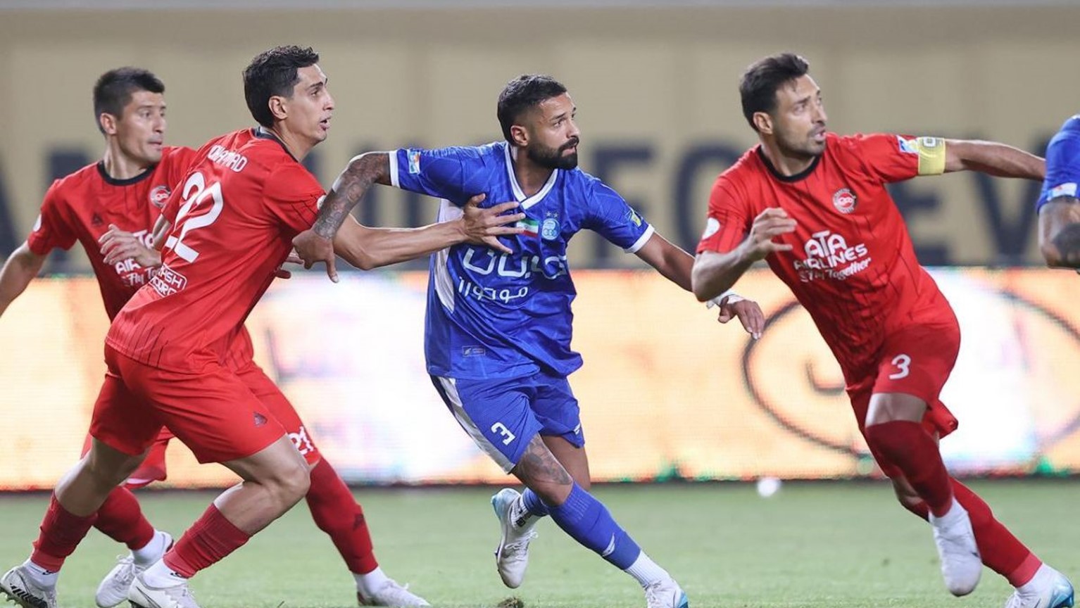 استقلال شهر بی‌دفاع؛ آدان تنها امید آبی‌ها