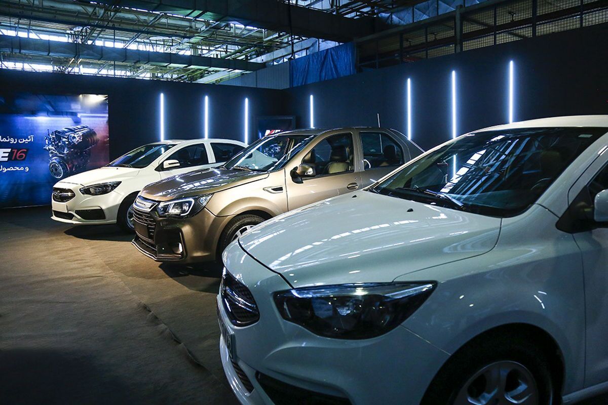 وضعیت بازار خودرو امروز پنجشنبه ۲۳ مرداد ۱۴۰۴ / شاهین، رانا و سهند ارزان شد