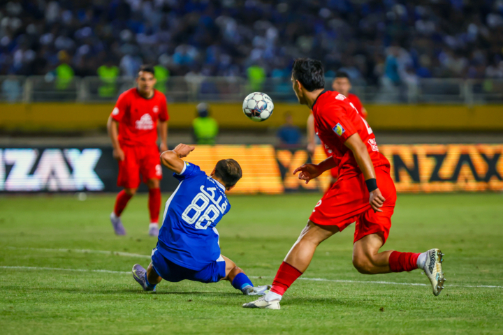 پیشکسوت استقلال: از نمایش تیم مقابل تراکتور خجالت کشیدم!