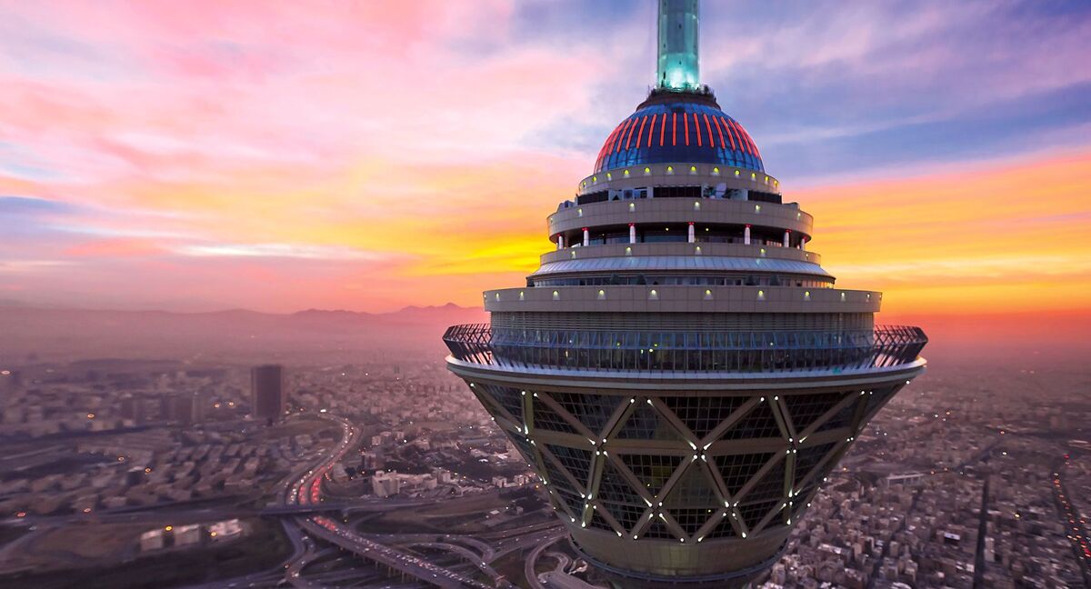 تهرانی‌ها بخوانند / تغییر جدید در برج میلاد