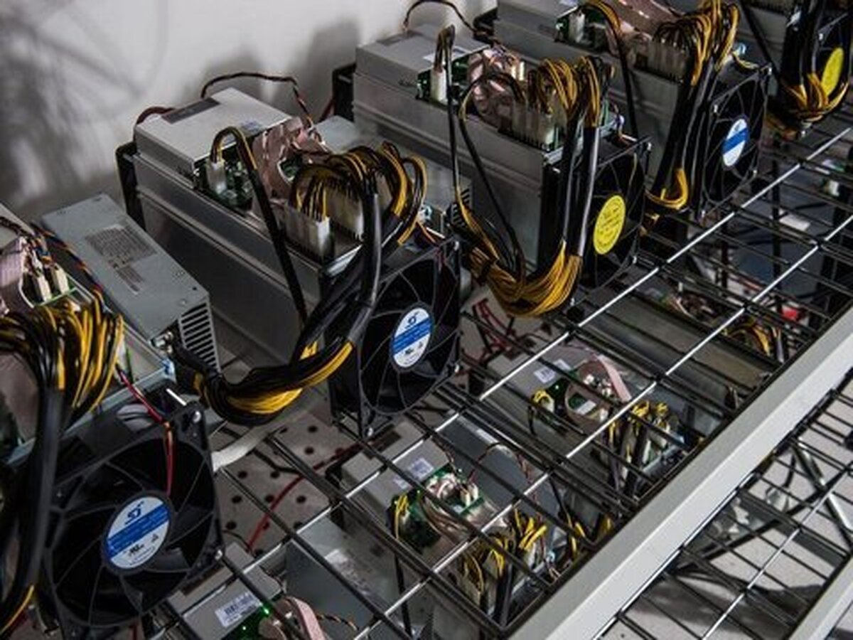 کشف دستگاه‌های ماینر در واحدهای مسکونی / استخراج اتریوم در اتاق خواب!