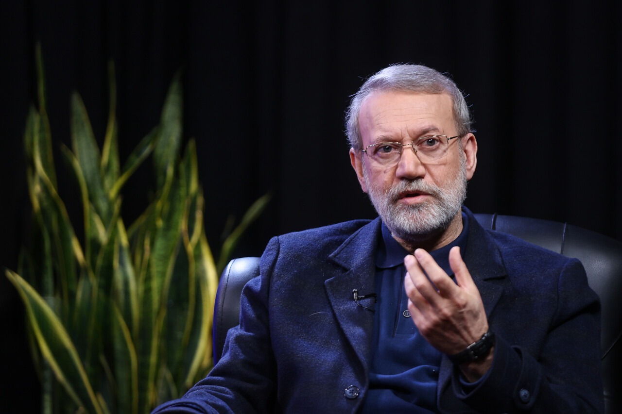 علی لاریجانی: آمریکاییها باید موضع خود را مشخص کنند؛ اگر درک کنند که جنگ فقط زیان به همراه میآورد، آنگاه به سمت مذاکرات حرکت خواهیم کرد / امکان عادیسازی روابط با سوریه وجود دارد؛ نمیگوییم منتفی است، اما این بستگی دارد به آنچه از دولت فعلی سوریه خواهیم دید علی لاریجانی: آمریکاییها باید موضع خود را مشخص کنند؛ اگر درک کنند که جنگ فقط زیان به همراه میآورد، آنگاه به سمت مذاکرات حرکت خواهیم کرد / امکان عادیسازی روابط با سوریه وجود دارد؛ نمیگوییم منتفی است، اما این بستگی دارد به آنچه از دولت فعلی سوریه خواهیم دید