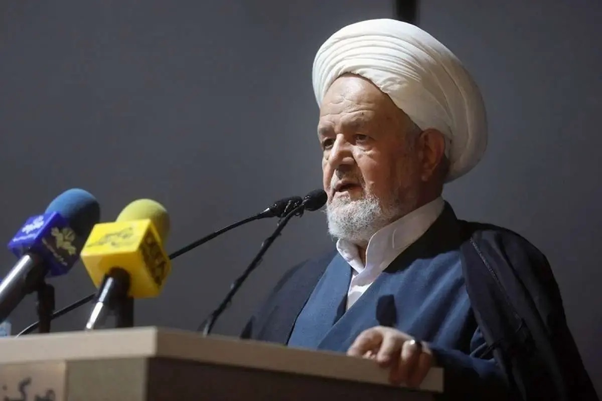 رئیس دفتر عقیدتی فرمانده کل قوا خطاب به استاندار مازندران: غلط میکنی حجاب را قبول نداری! رئیس دفتر عقیدتی فرمانده کل قوا خطاب به استاندار مازندران: غلط میکنی حجاب را قبول نداری!