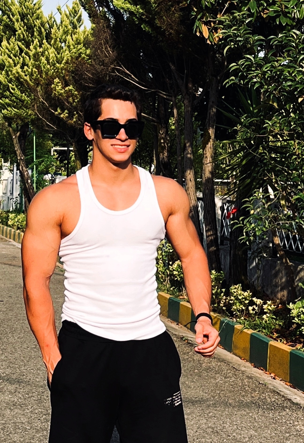 1erfanbarzin_1751135325_3665111210934395054_34614752091