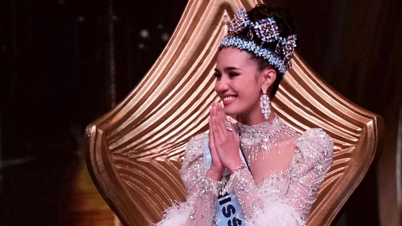 بیوگرافی ملکه زیبایی جهان + عکس های جذاب اوپال سوچاتا