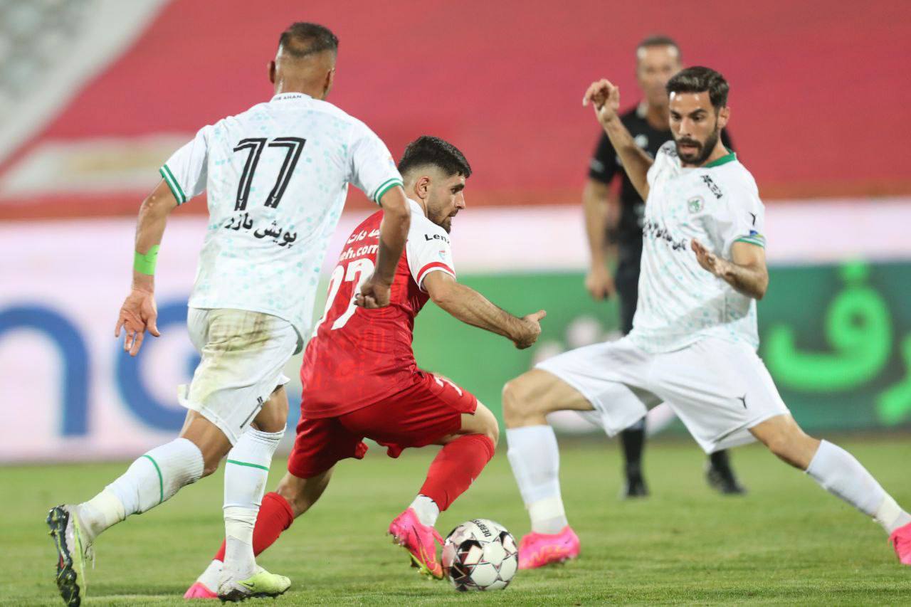 پرسپولیس بدون دو وینگر؛ عمری و اورونوف مقابل فجر سپاسی غایب هستند