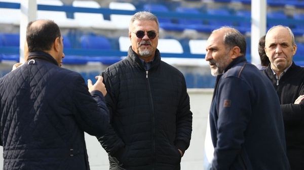 تهش را درآورد و رفت؛ نظری جویباری با بودجه ۱۵۰۰ میلیاردی استقلال چه کرد؟!