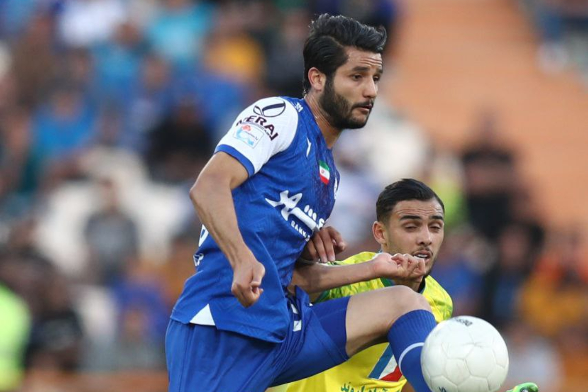 قرارداد عجیب عارف غلامی با استقلال؛ آیا مبلغ ۱۱ میلیاردی واقعیت دارد؟