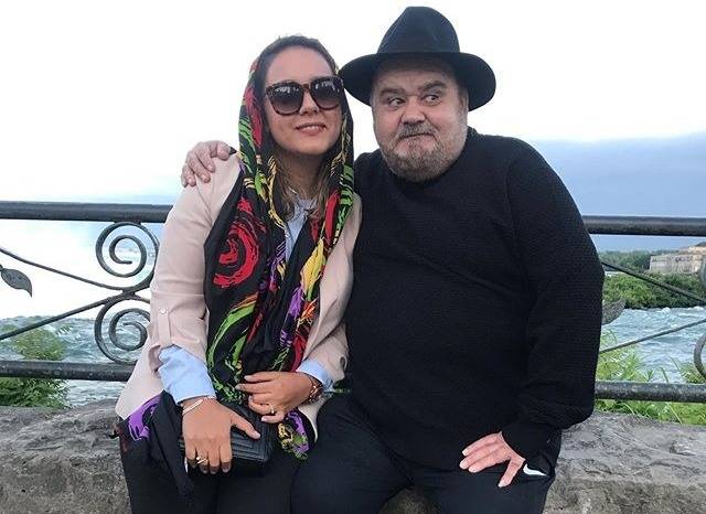 اکبر-عبدی-و-دخترش