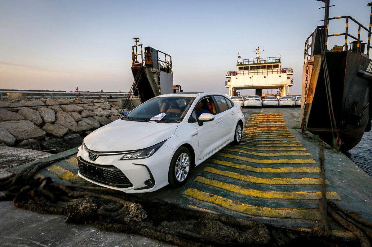 اصلاح قیمت خودروهای وارداتی با تعرفه قبلی اصلاح / حقوق ورودی خودروها تعیین شد