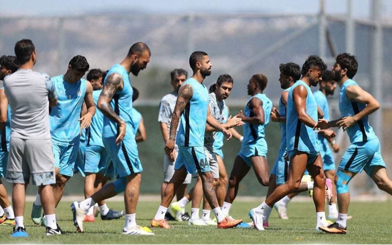 استقلال فعلا به ایران نمی‌آید