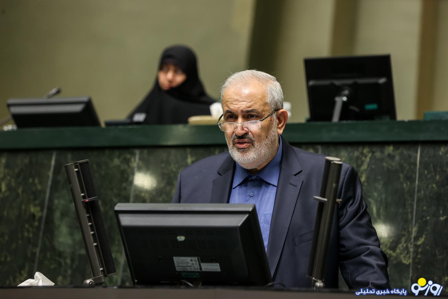 وزیر نیرو: وقتی دولت جدید را تحویل گرفتیم صنایع خاموش بودند