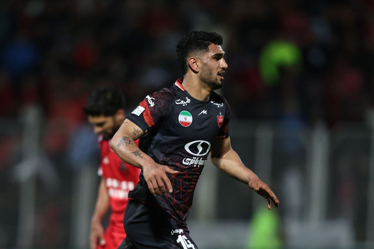 گیر افتادن بازیکن مورد اعتماد کارتال در ترافیک خط میانی پرسپولیس!