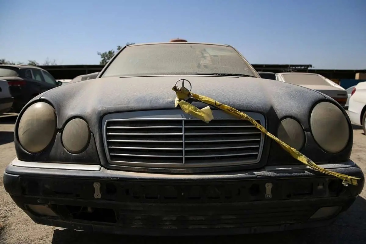 از بین رفتن خودروهای لوکس در انبار اموال تملیکی