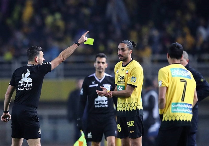 سیاوش یزدانی: در کودکی پرسپولیسی بودم؛ دوست داشتم 15 سال در سپاهان بمانم