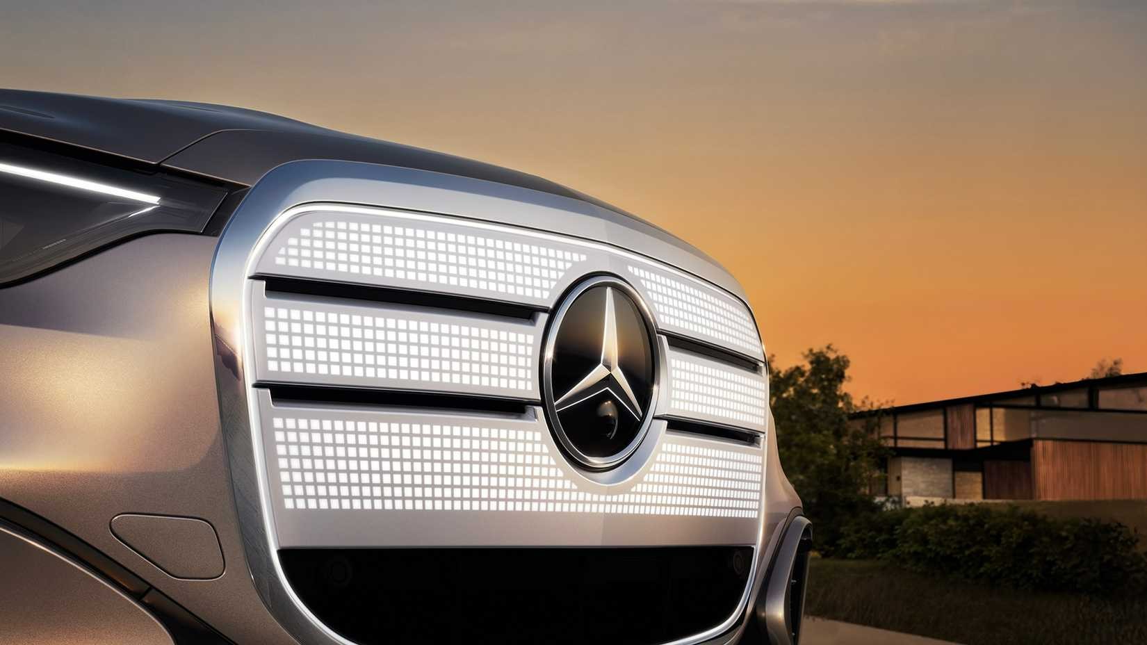 4-glc-with-eq-technology-iconic-grille