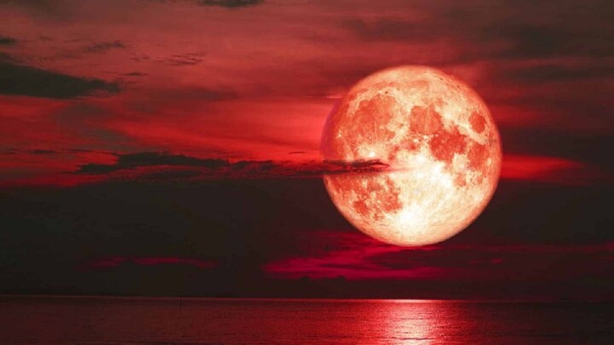 ماه خونین ۱۶ شهریور چه تاثیری بر متولدین هر ماه دارد؟ ماه خونین ۱۶ شهریور چه تاثیری بر متولدین هر ماه دارد؟