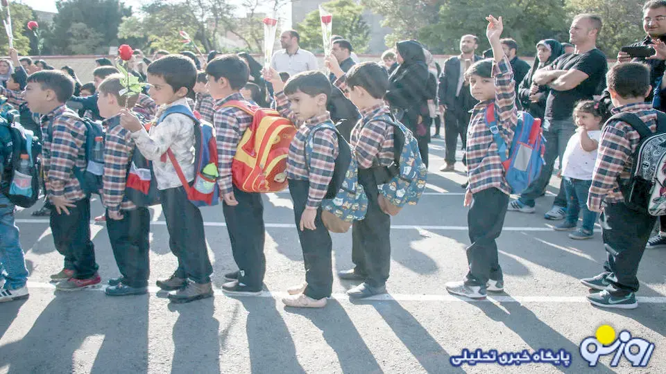 واکسن به دانش آموزان می‌رسد؟