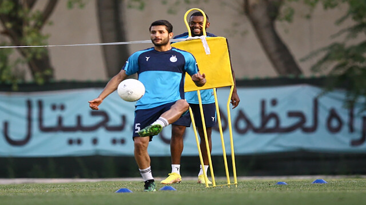 غیبت مدافع استقلال مقابل الوصل