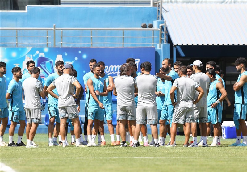 استقلال با دو غایب مقابل استقلال خوزستان