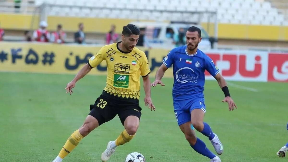 ابوالفضل جلالی با چه مجوزی در استقلال می‌ماند؟ / بازیکن استقلال کفیل شد! 