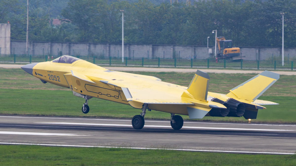 Chinas-J-20S-fighter-jet-3
