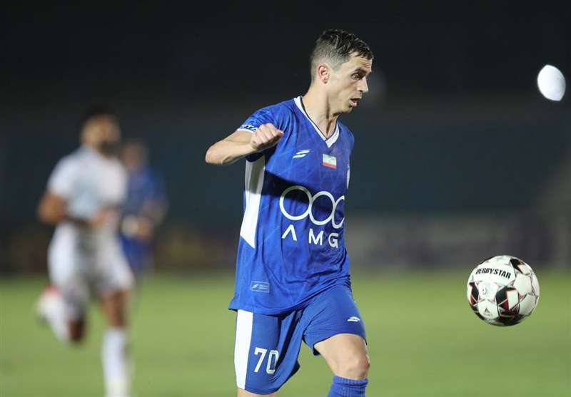 ماجرای عدم بازگشت دو بازیکن استقلال به ایران